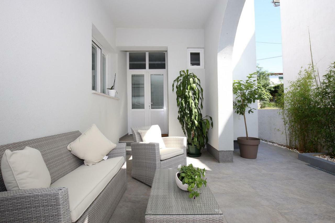 Apartments Ines Murter Exterior foto