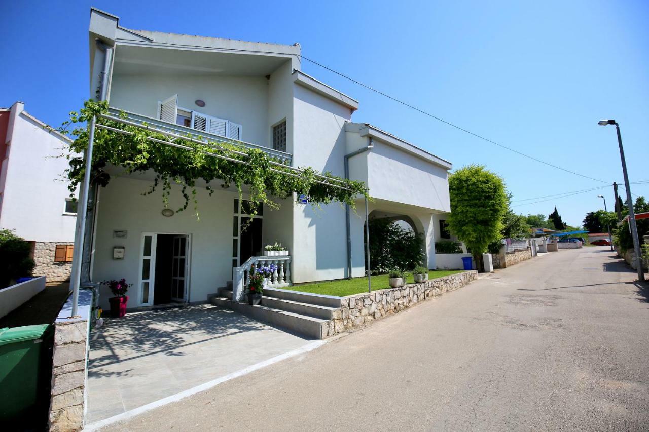 Apartments Ines Murter Exterior foto