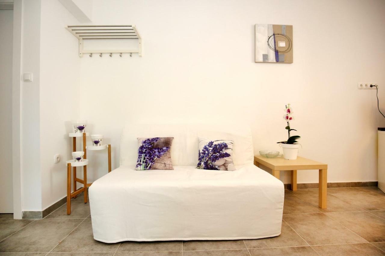 Apartments Ines Murter Exterior foto