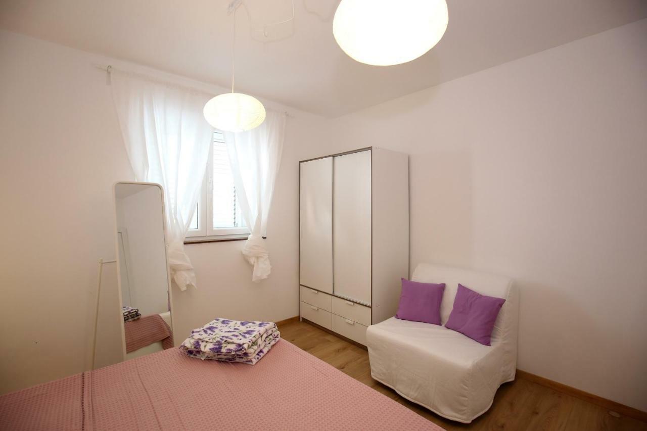 Apartments Ines Murter Exterior foto