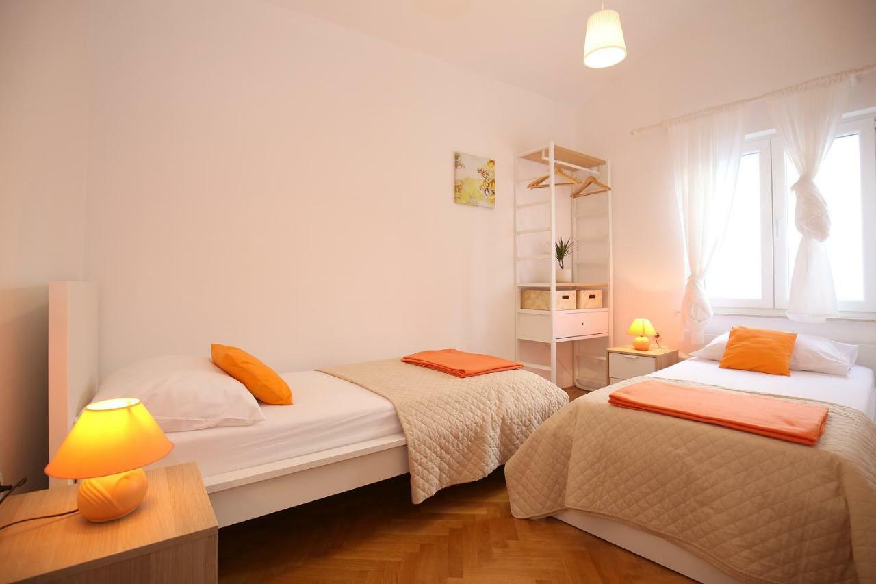 Apartments Ines Murter Exterior foto