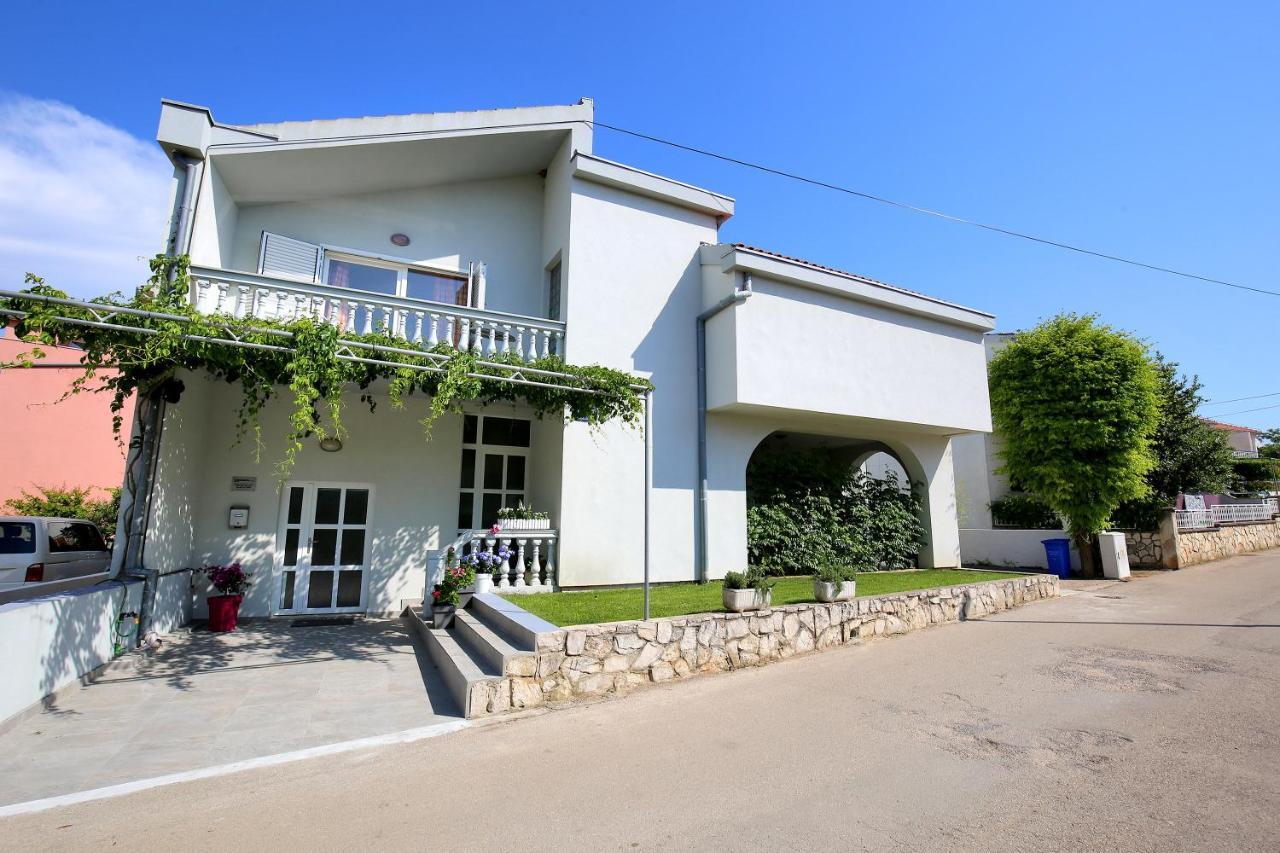 Apartments Ines Murter Exterior foto