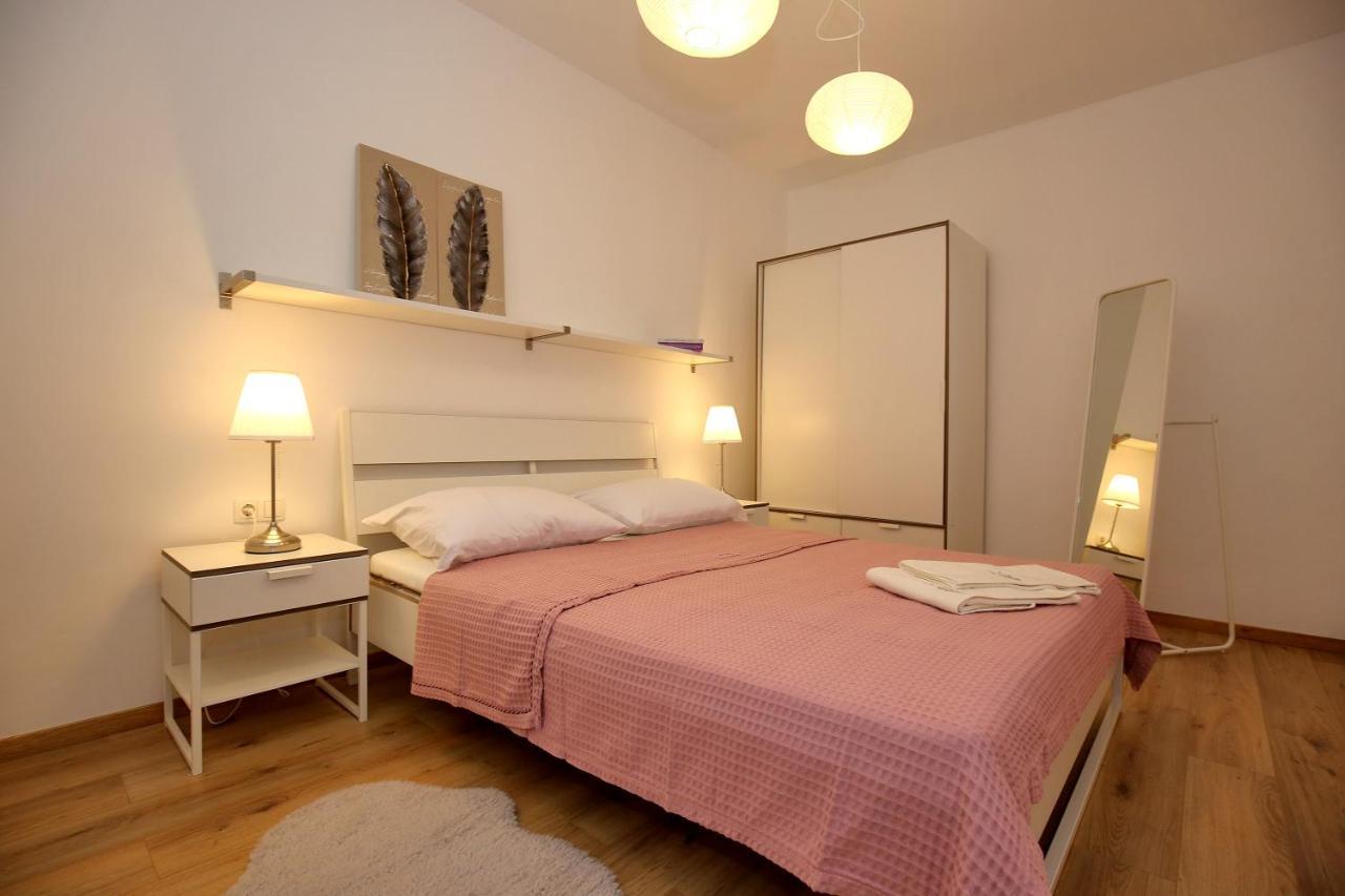Apartments Ines Murter Exterior foto